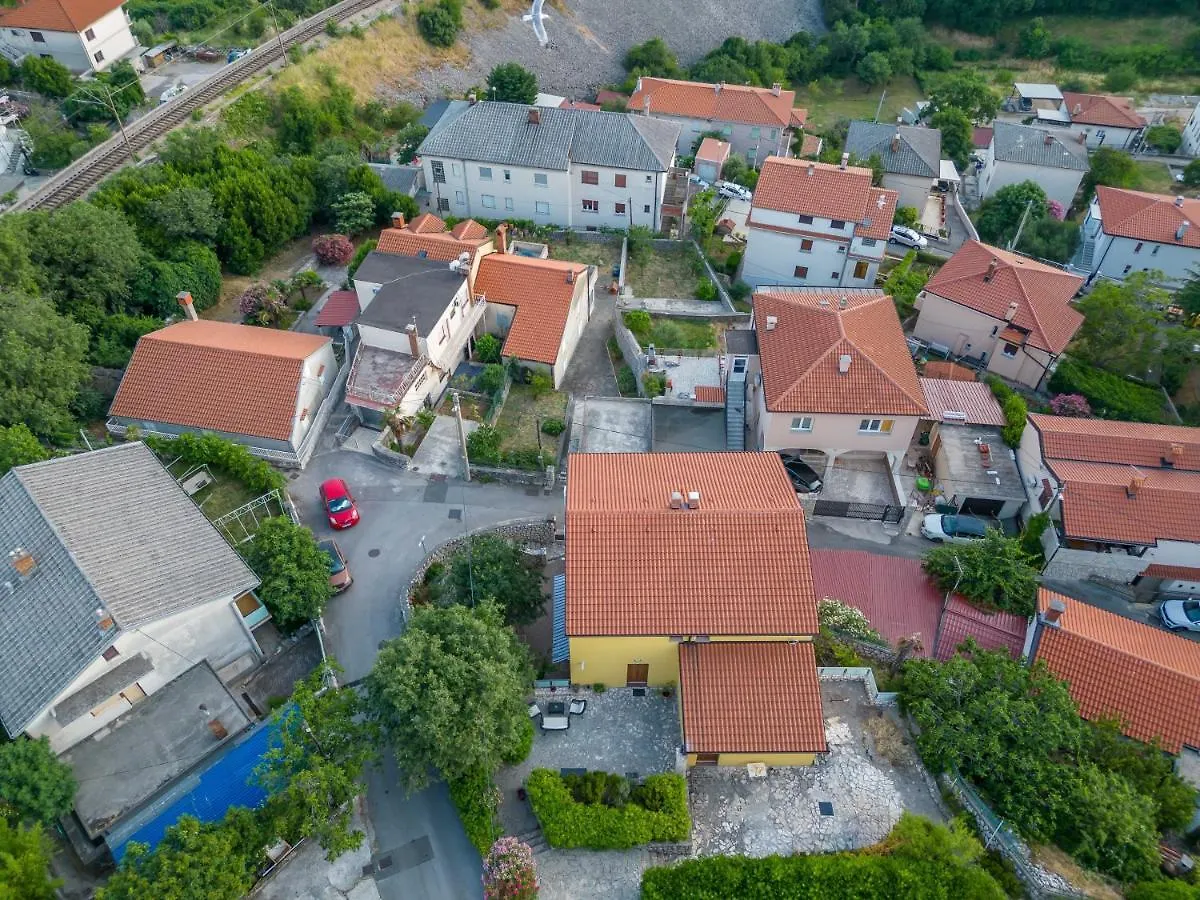 Adastra Apartments With Private Parking And Floor Heating Rijeka
