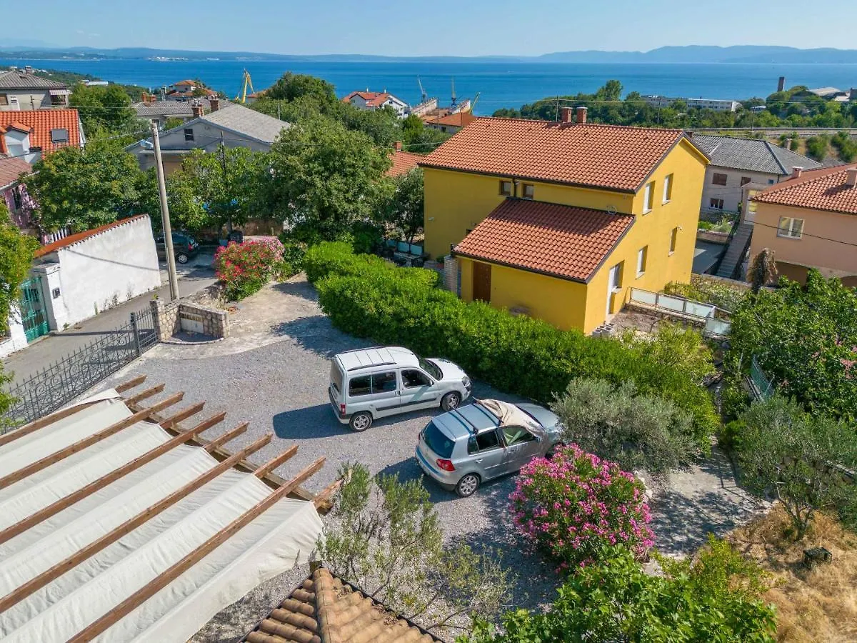 Adastra Apartments With Private Parking And Floor Heating Rijeka